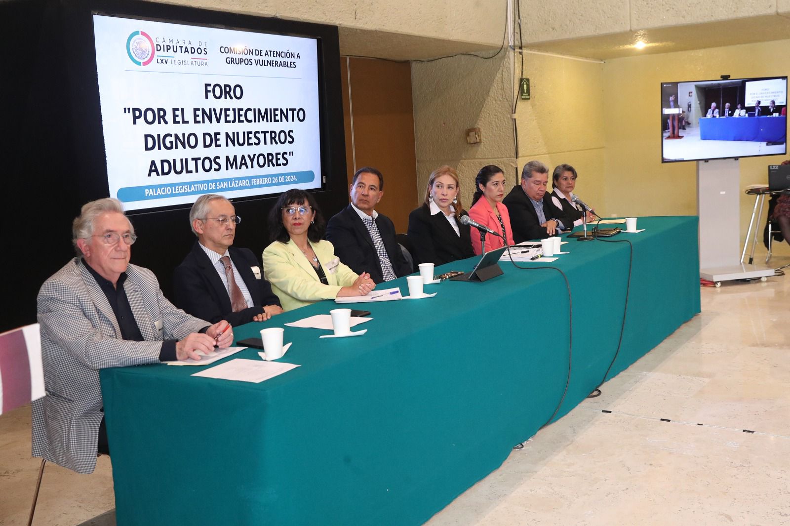 Comisión de Atención a Grupos Vulnerables realiza el foro “Por un envejecimiento digno para nuestros adultos mayores”