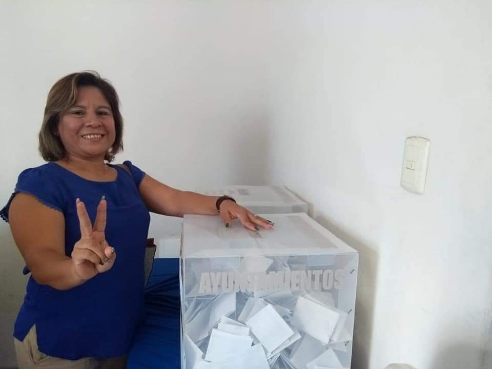 ASUMIRÁ YADIRA ESPÍNDOLA RIENDAS DEL PAN EN CÓRDOBA