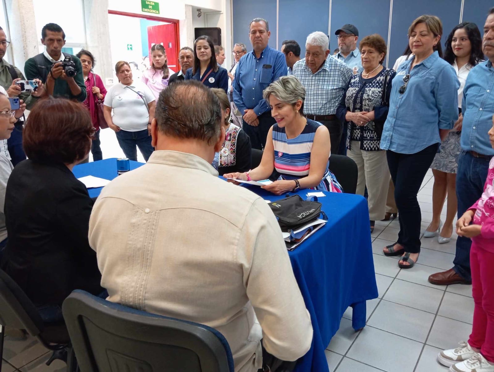 VA ANDREA MARTÍNEZ POR LA LOCAL EN PEROTE