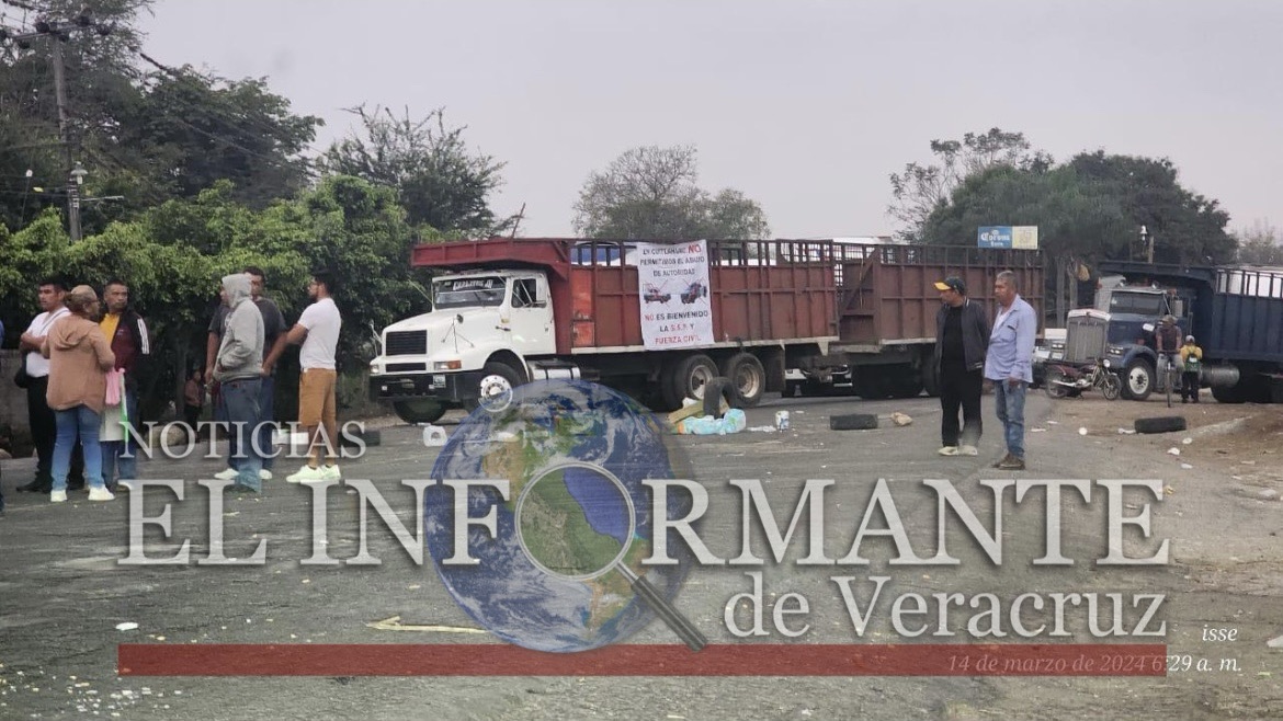 LLEGAN GRANADEROS A DESALOJAR A MANIFESTANTES EN HUATUSCO