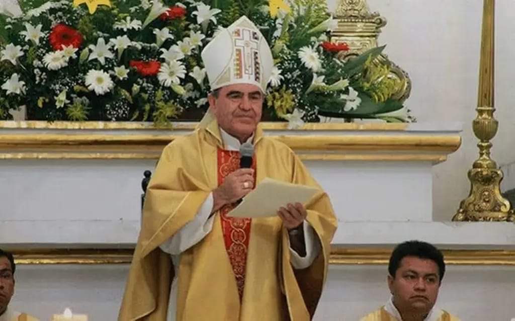 ¡SACRILEGIO!LE ROBAN INSIGNIA EPISCOPAL A OBISPO DE ORIZABA