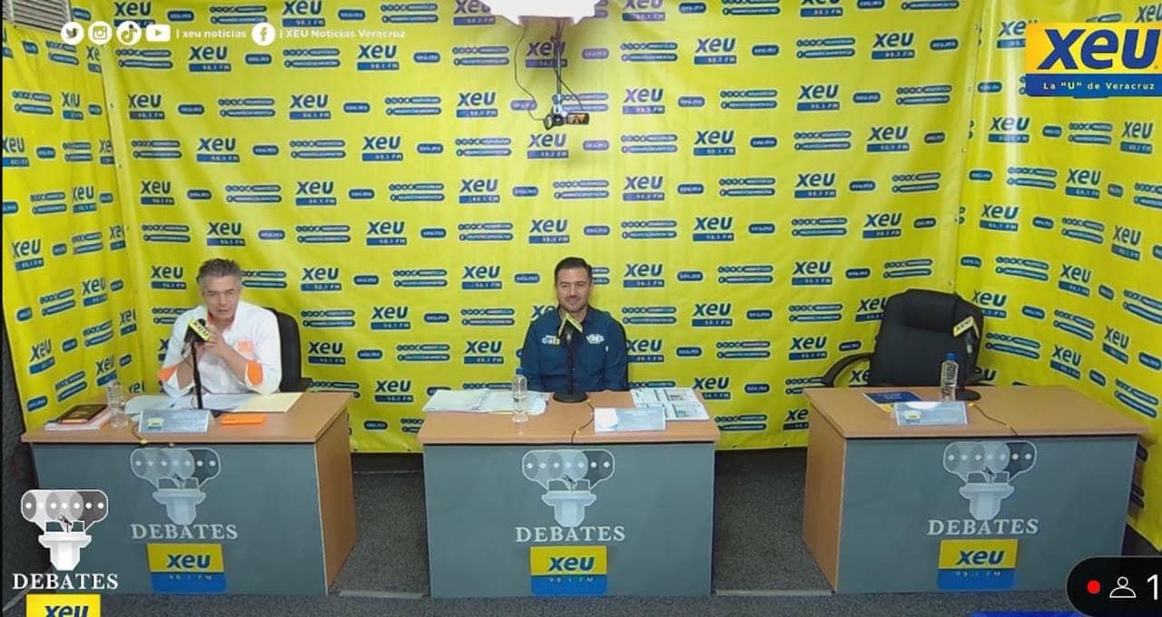 DESAIRA CLAUDIA TELLO DEBATE EN XEU