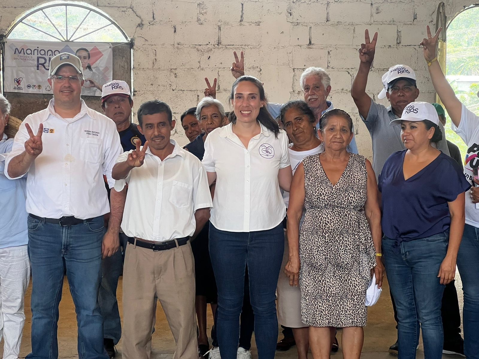 Mariana Ríos se compromete con la zona rural del distrito 19: caminos, campo y agua son prioridades