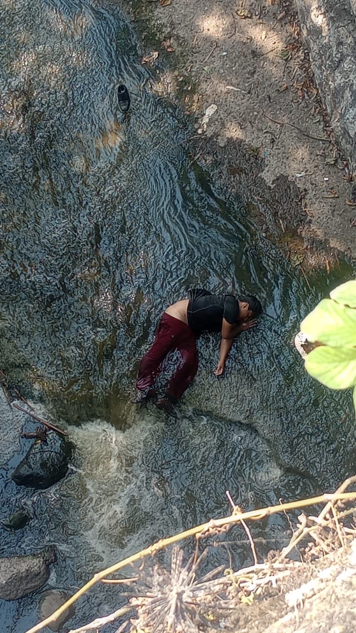 SE AVIENTA AL RÍO SAN ANTONIO