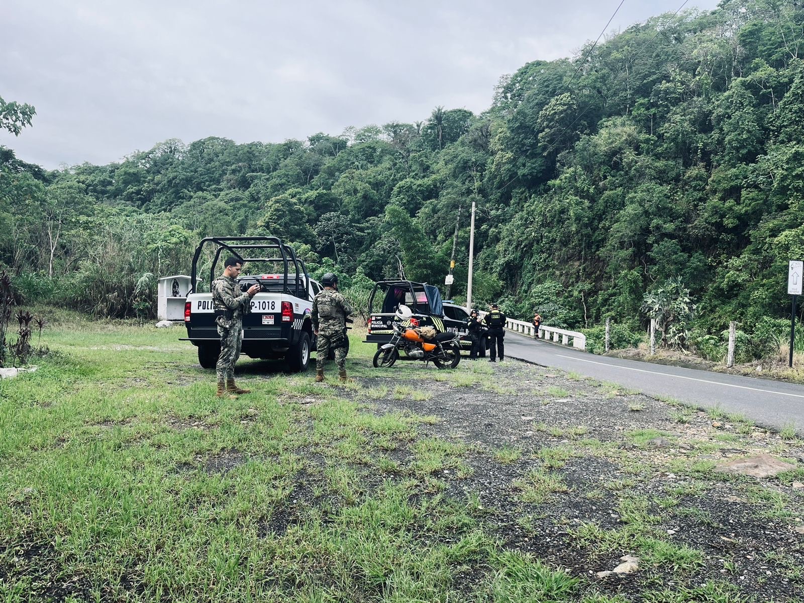 ACTIVAN BÚSQUEDA POR PRESUNTA CAÍDA DE HOMBRE AL RÍO