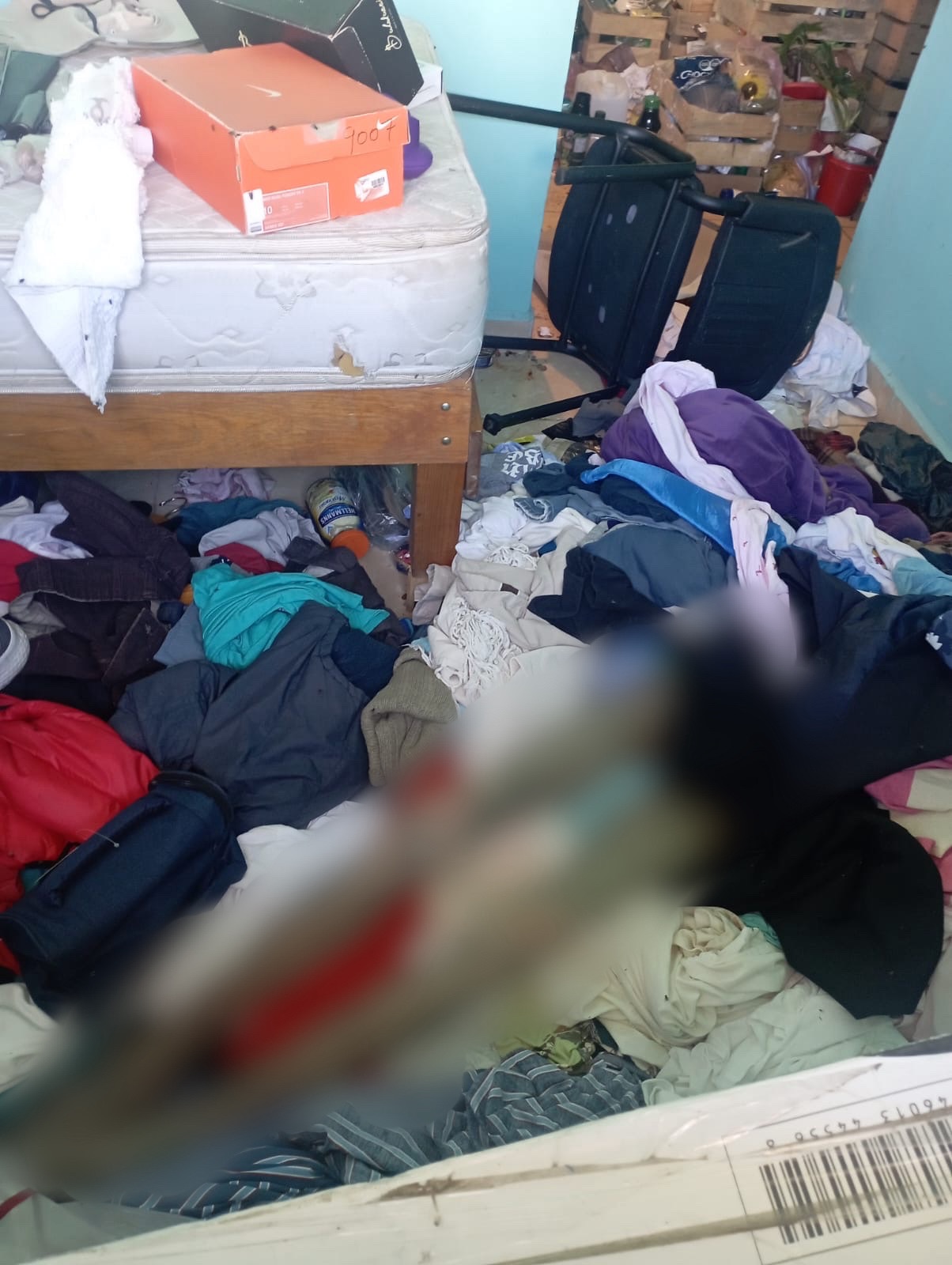 Hallan cuerpo putrefacto en el interior de su vivienda en Coscomatepec