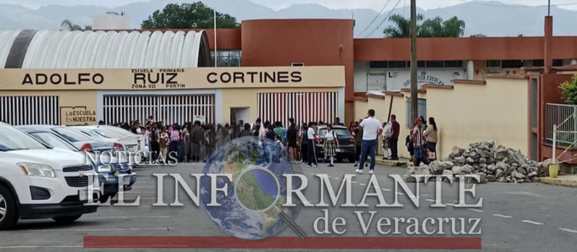 TITULAR DE LA SEV OMISO EN NECESIDADES ESCOLARES POR ANDAR EN CAMPAÑA