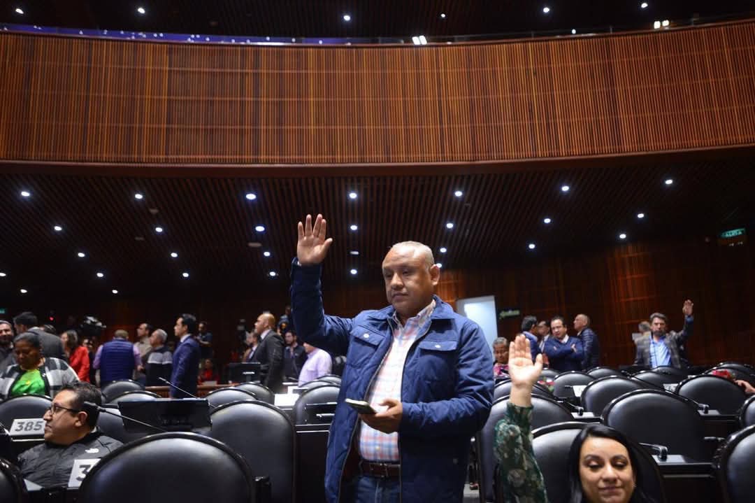 BALEAN A DIPUTADO BENITO AGUAS