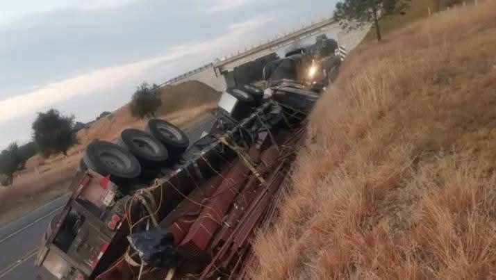 CIERRE PARCIAL DE CIRCULACIÓN EN LA AUTOPISTA AMOZOC-PEROTE