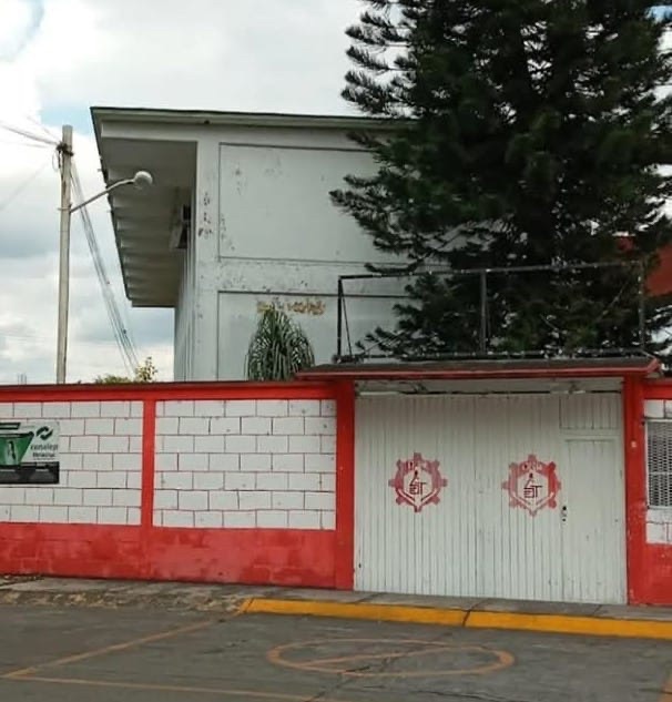 ASALTAN A MAESTROS Y ESTUDIANTES