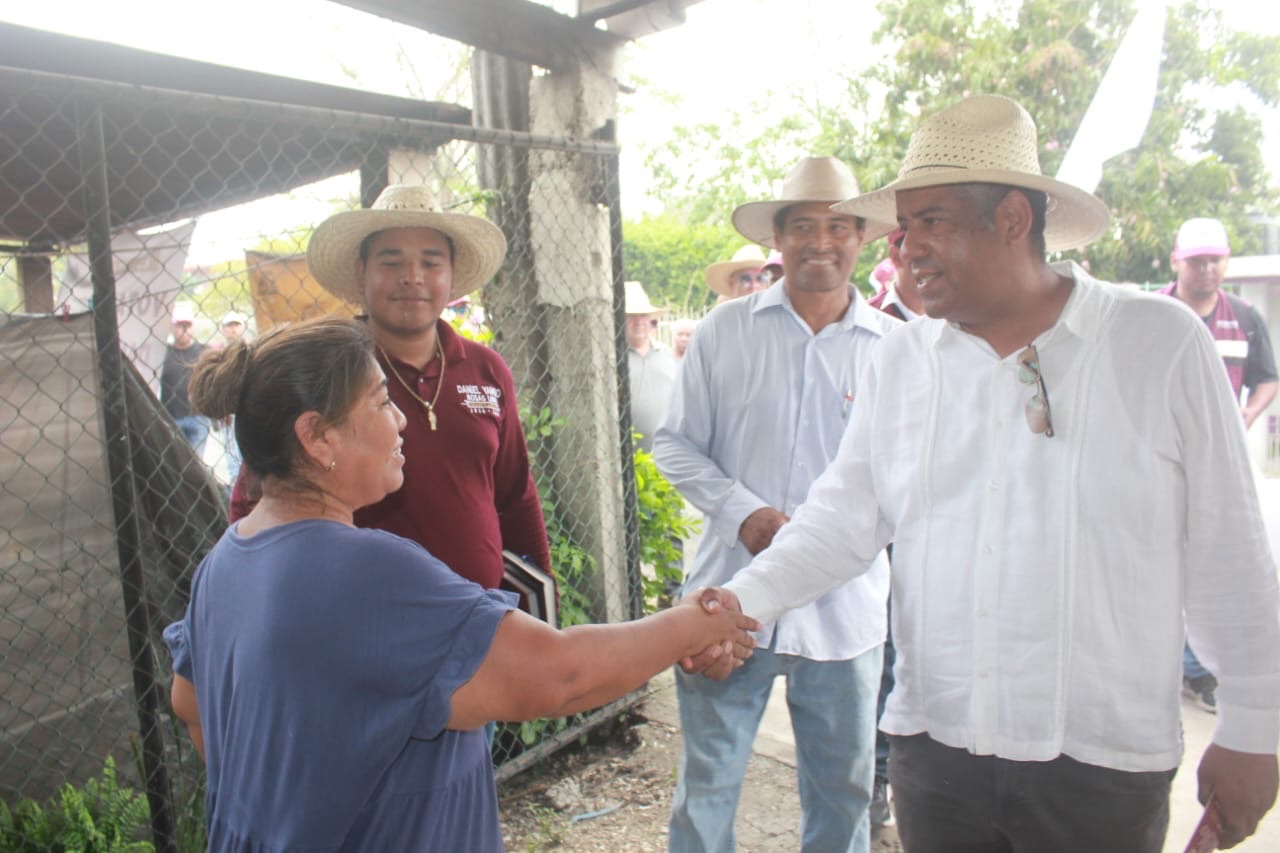 Daniel Rosas “Yam-Bo” fortalece su campaña con respaldo de diputados en “El Corral”