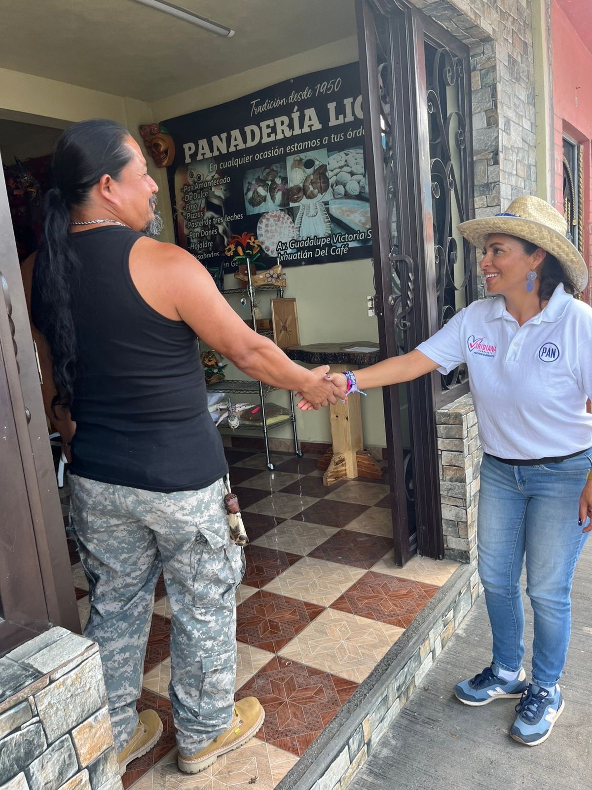 VIRI CONFIRMA RESPALDO DE IXHUATECOS