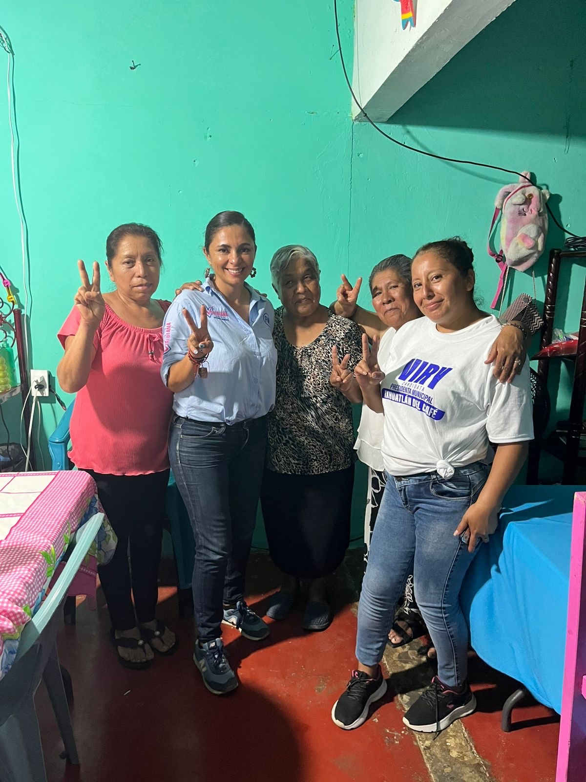 VAN CON VIRI EN MATLAQUIAHUITL Y GUZMANTLA