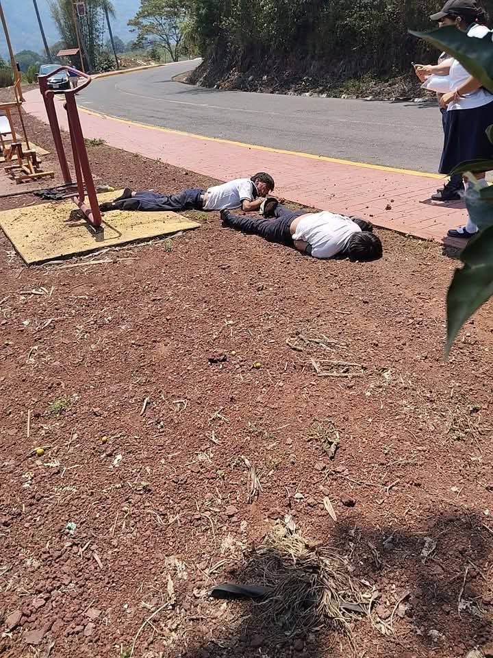 ESTUDIANTE DEL CBTA PIERDE LA VIDA EN ACCIDENTE DE MOTO