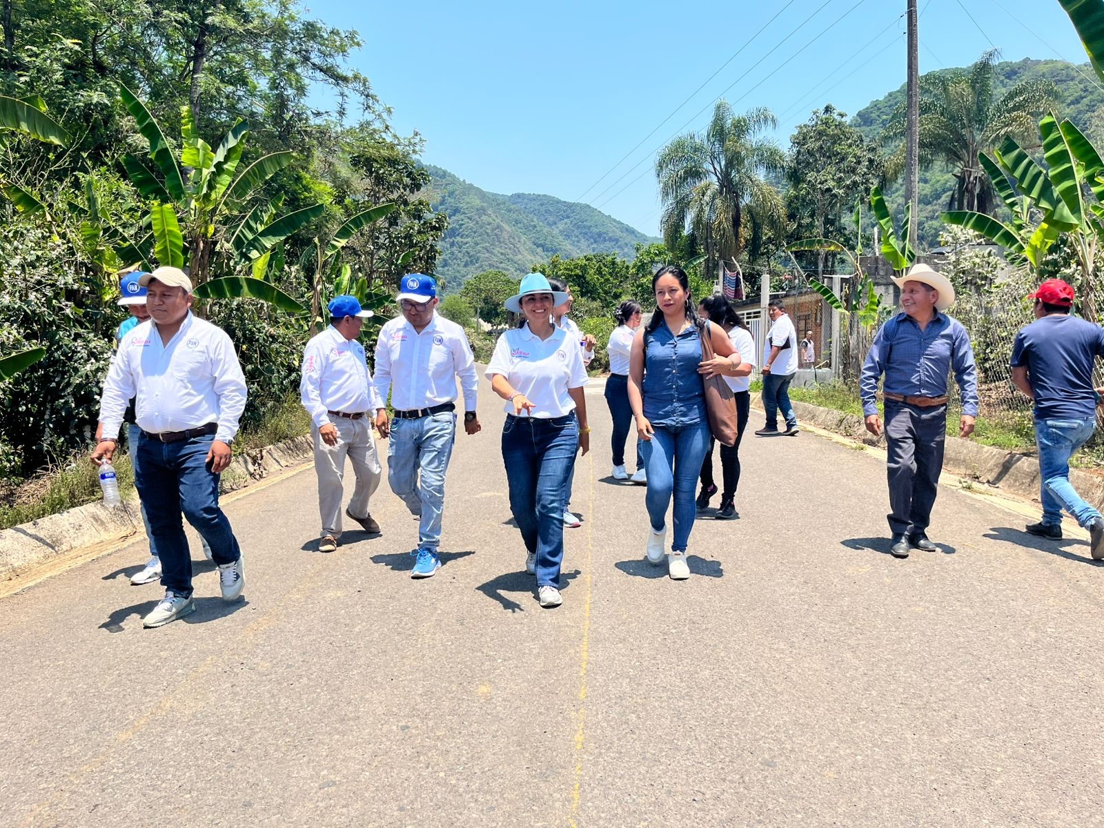 GUZMANTLA CON ‘VIRI’