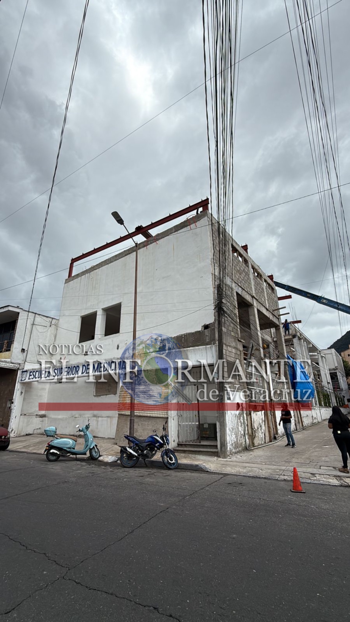 ESTUDIANTES DE MEDICINA AMENAZAN CON TOMAR ESCUELA POR IRREGULARIDADES