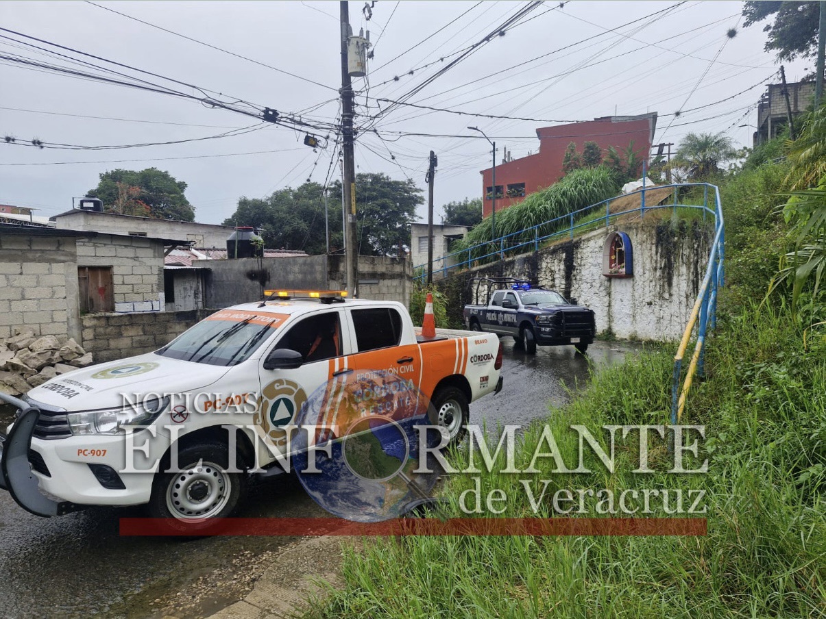 FUEGO INCIPIENTE PROVOCA MOVILIZACIÓN DE GRUPOS DE AUXILIO