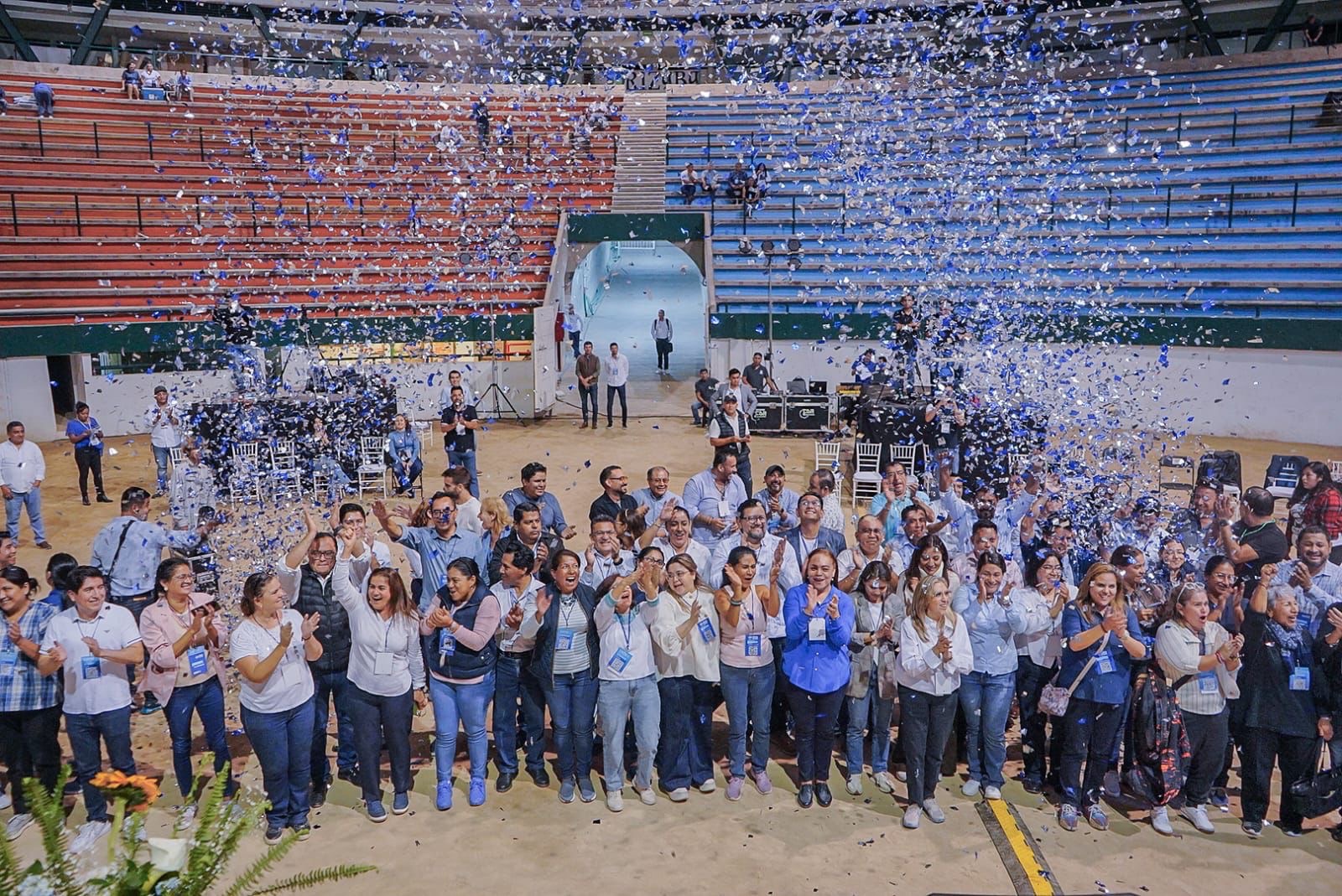 PANISTAS RENUEVAN CONSEJO ESTATAL EN VERACRUZ