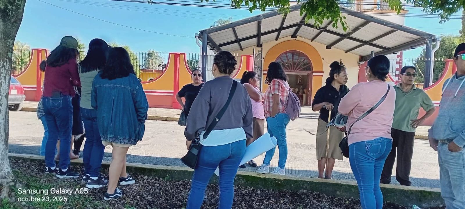 EXIGEN LIBERACIÓN DE FAMILIA DETENIDA DE MANERA ILEGAL