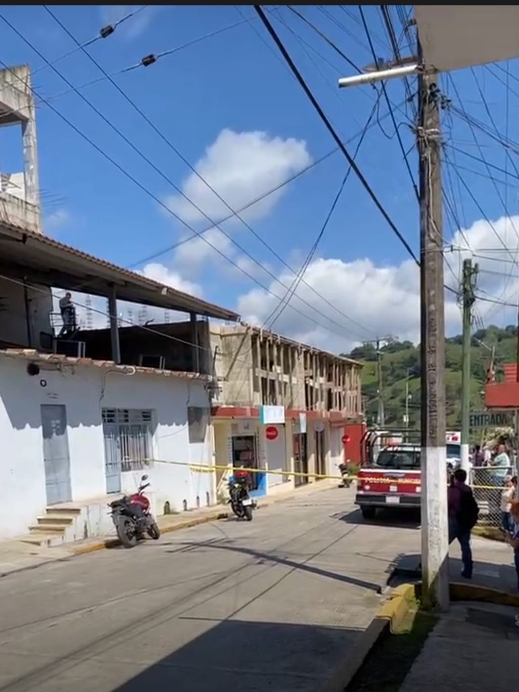 TRABAJADOR FALLECE ELECTROCUTADO