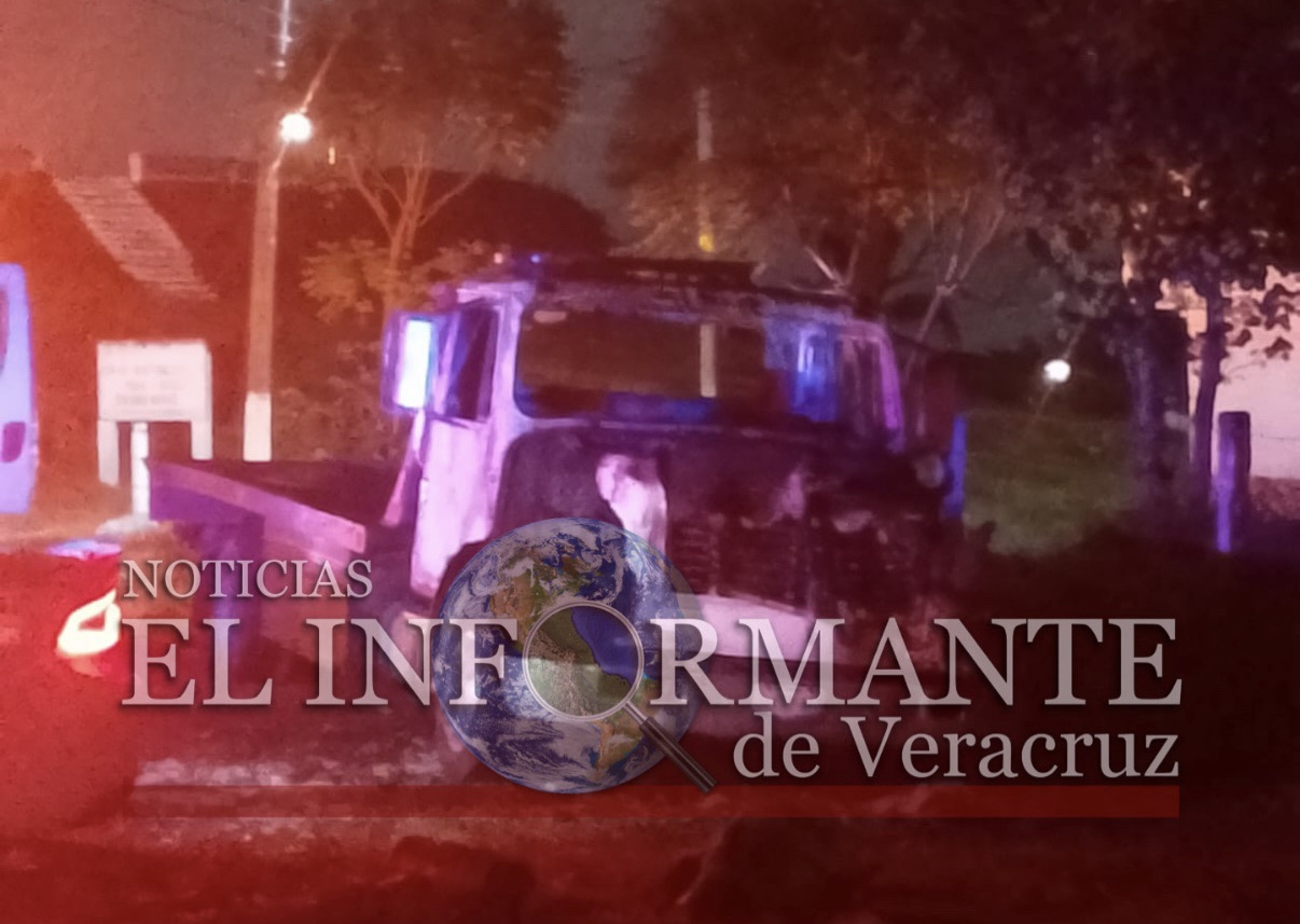 SE INCENDIA GRÚA EN MAL ESTADO