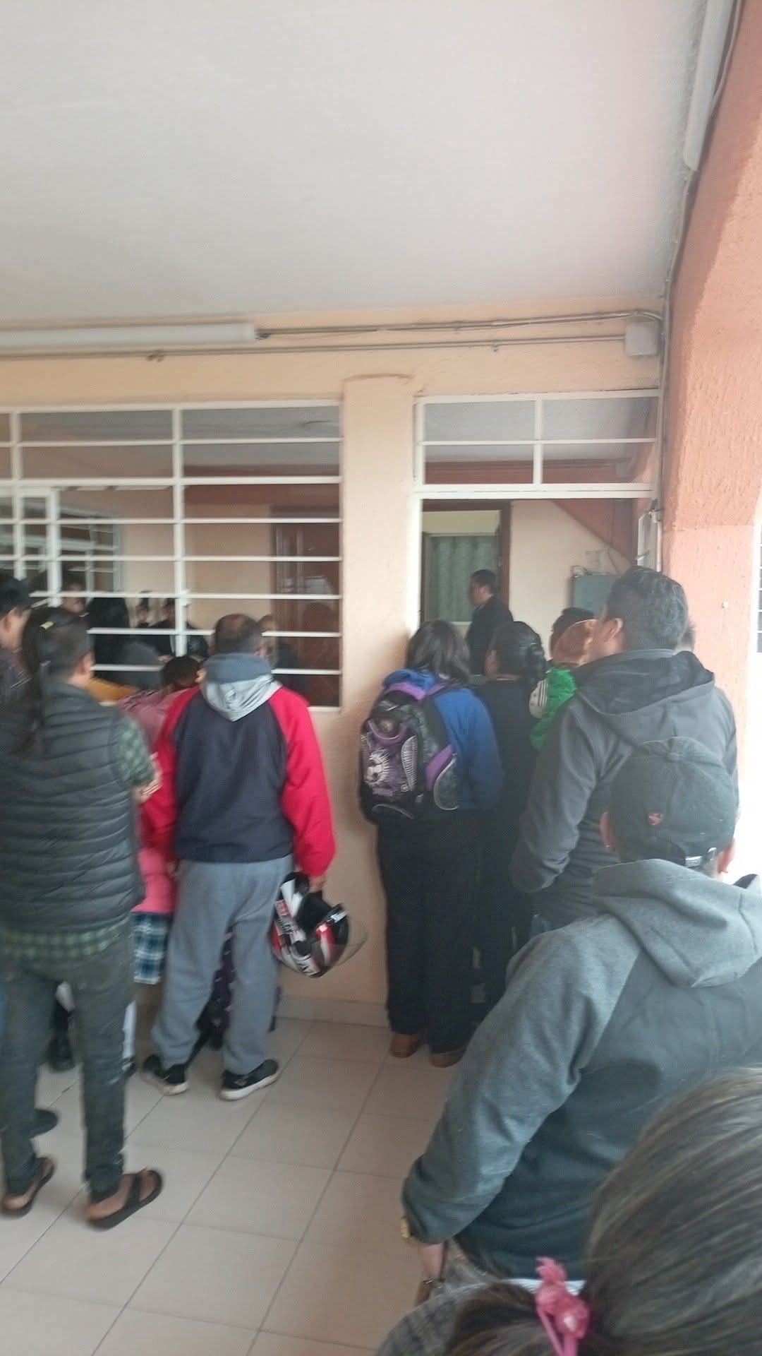 PROTESTAN POR ALTOS COSTOS DE PERMISOS PARA VENDER EN LA FERIA