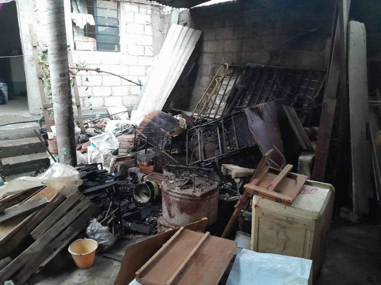 CONATO DE INCENDIO PROVOCA MOVILIZACIÓN DE GRUPOS DE AUXILIO
