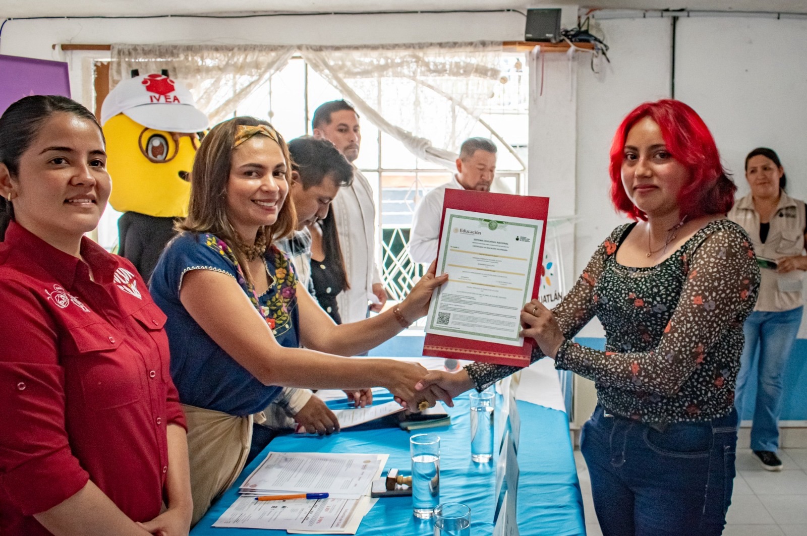 IVEA E IXHUATLÁN DEL CAFÉ FIRMAN CONVENIO DE COLABORACIÓN