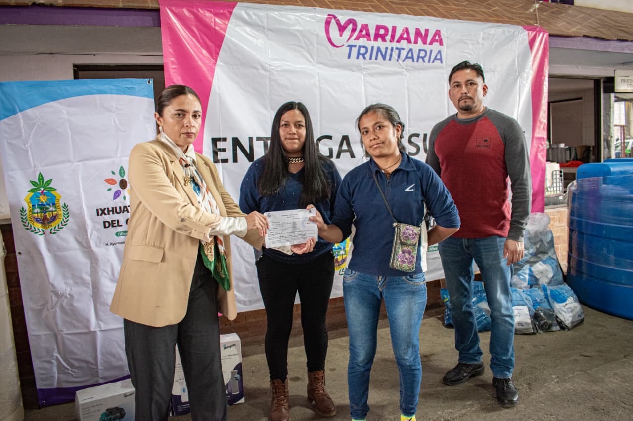 IXHUATLÁN DEL CAFÉ ENTREGA SUBSIDIOS DE «AGUA PARA TODOS»
