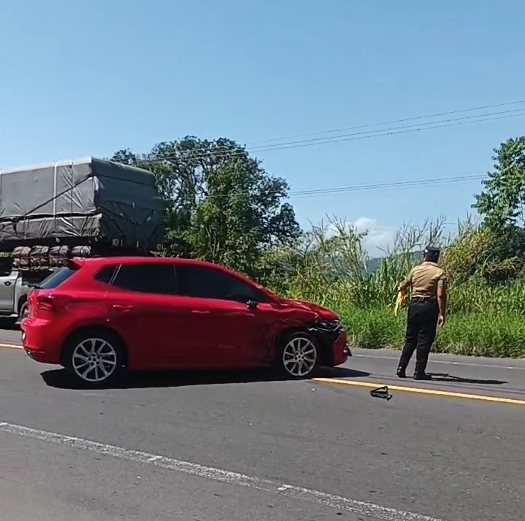 CHOQUE EN RANCHO TREJO DEJA UN LESIONADO