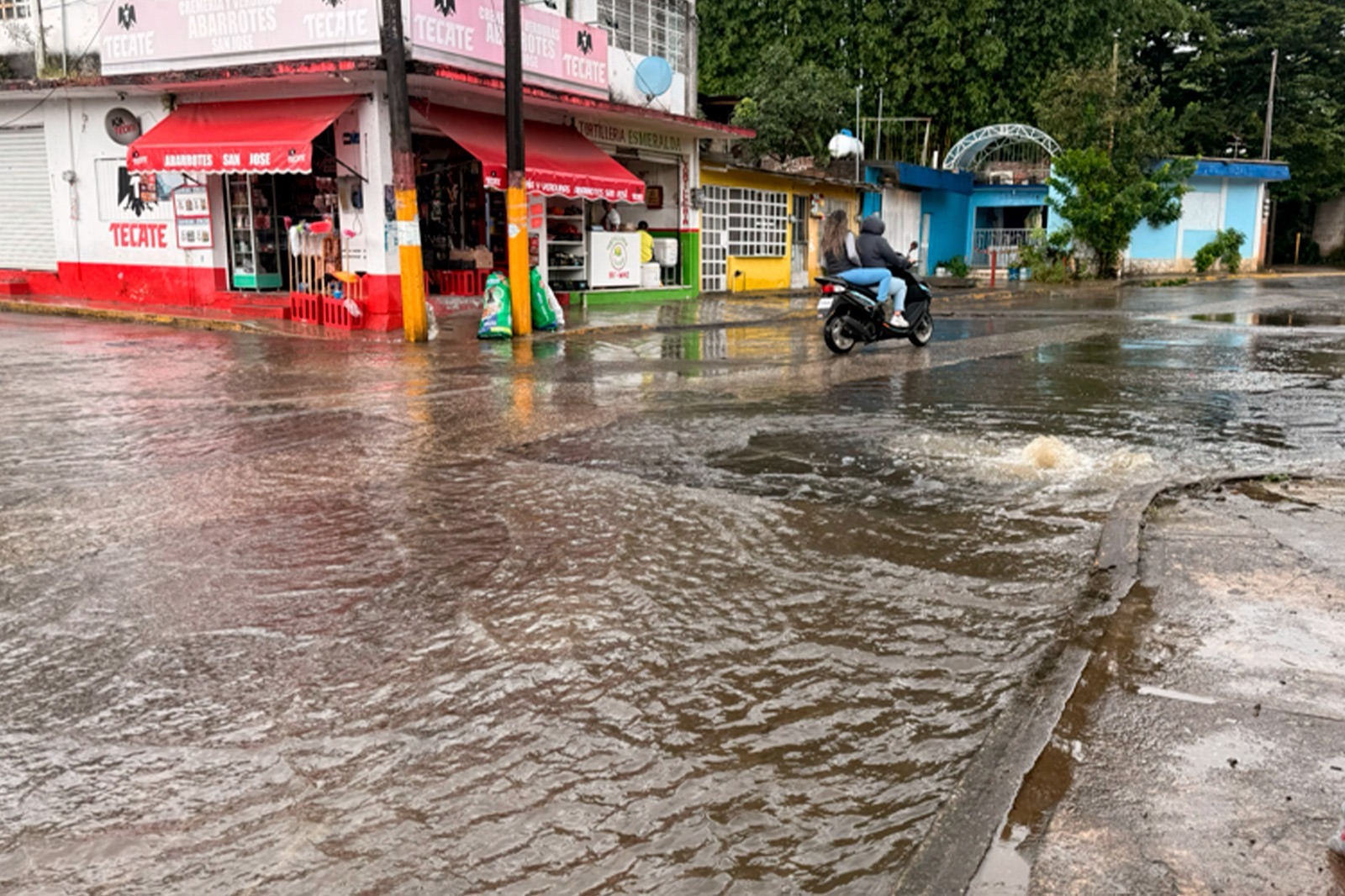 Fortín iniciará obras de electrificación y drenaje pluvial. Por más de 5 mdp.