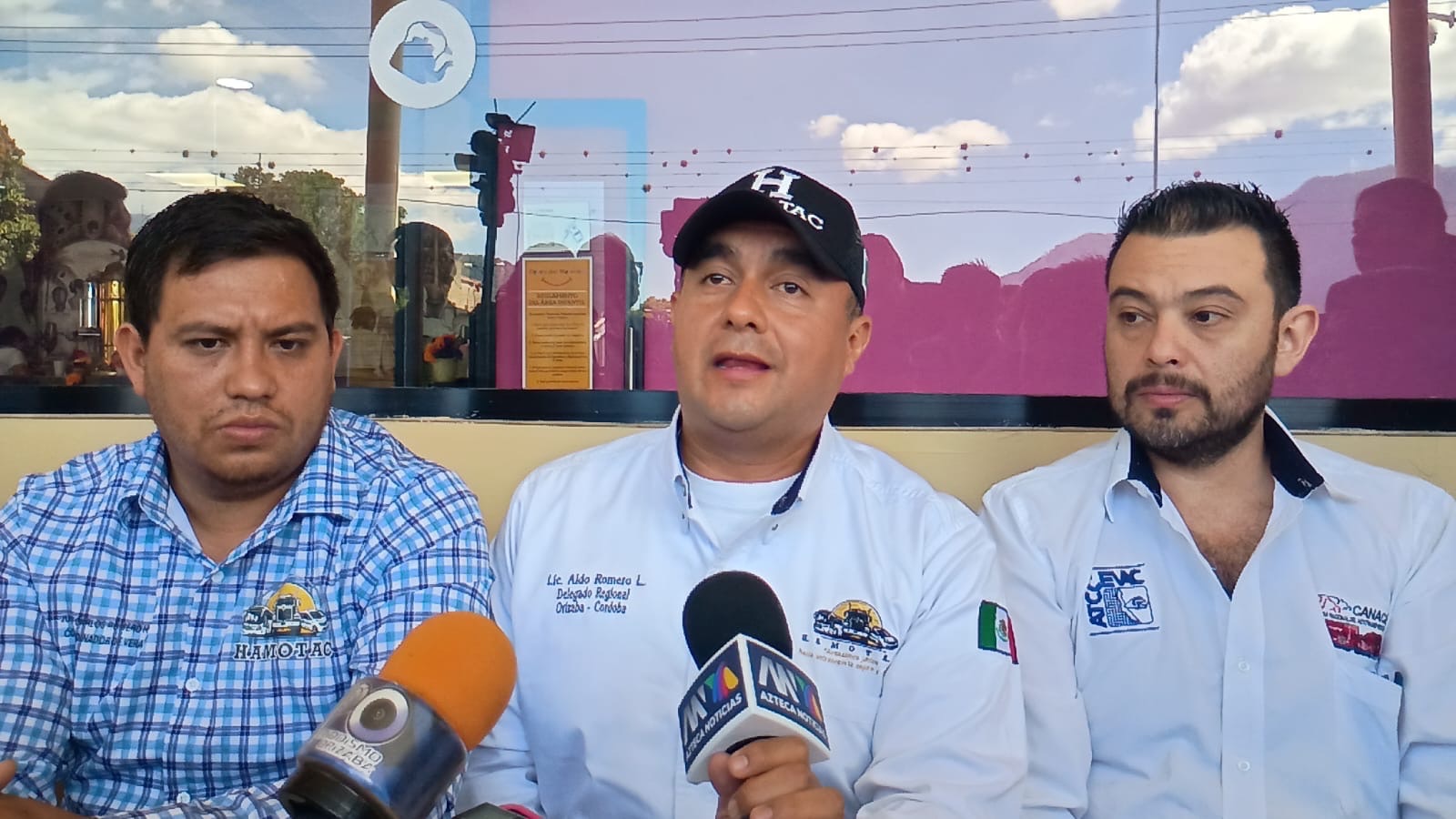 TRANSPORTISTAS SE VAN A PARO INDEFINIDO