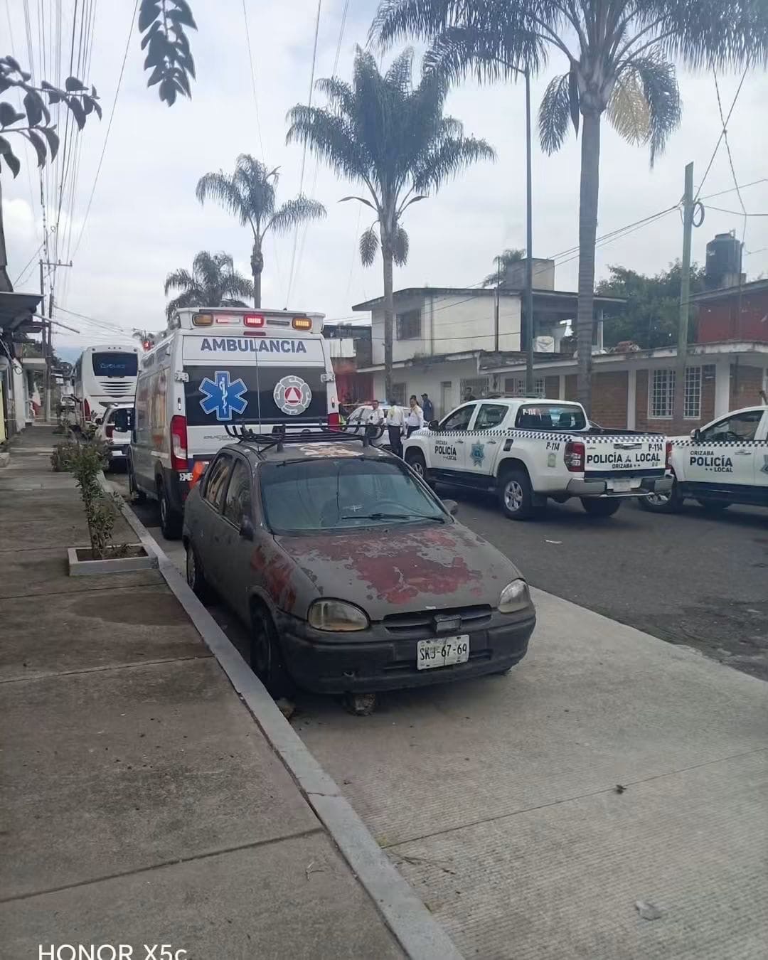 TALACHERO TERMINA APLASTADO POR AUTOBÚS DE TURISMO